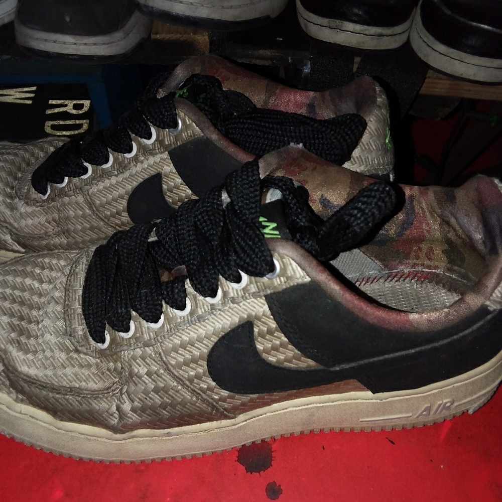 Shoes